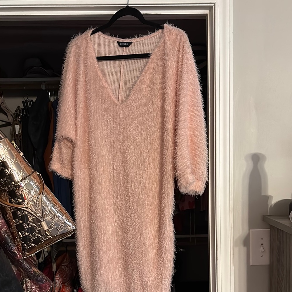 Chic Peach Midi Dress